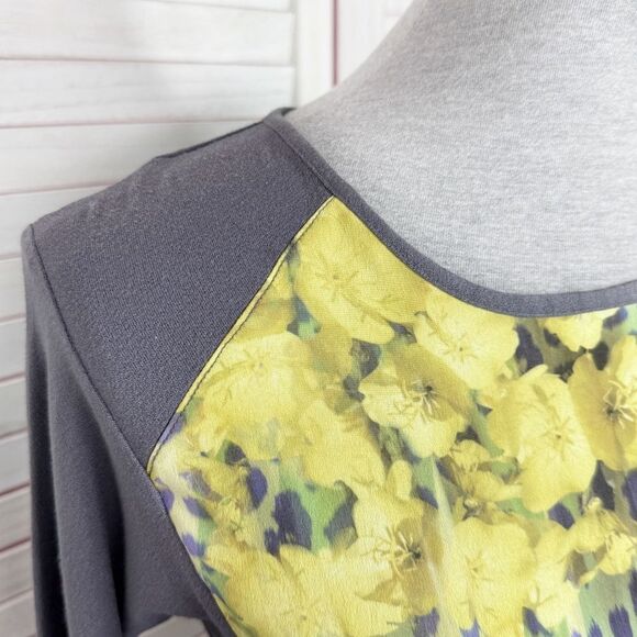 Apt. 9 Floral Mixed Media Panel Shirt Grey Yellow Petite Small - Picture 6 of 12